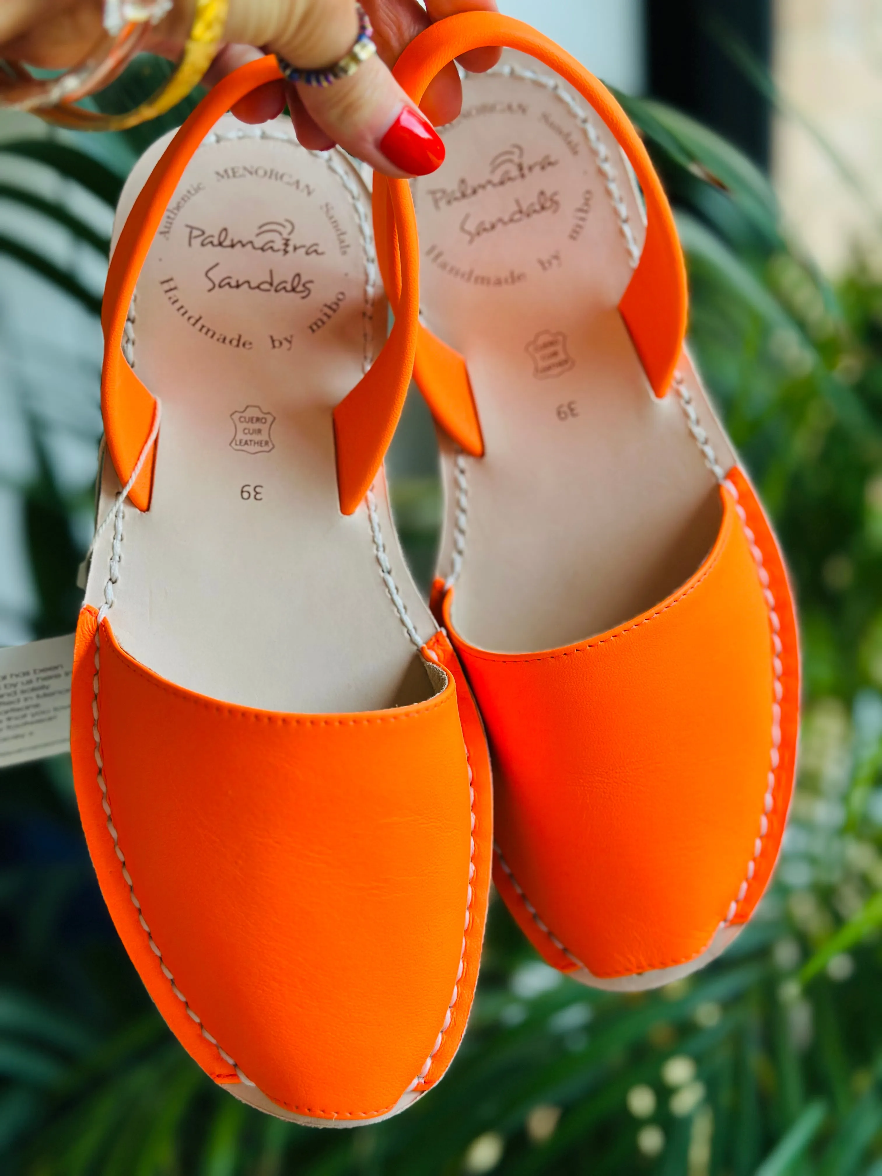 Neon Orange Avarcas