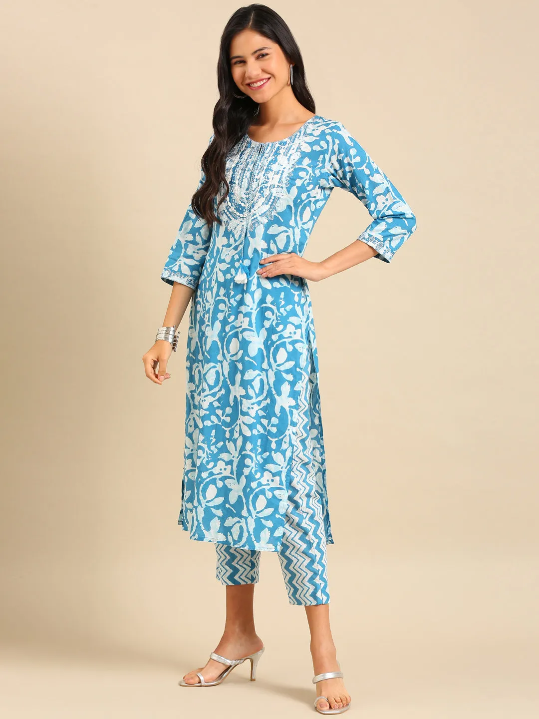 Women Abstract Blue Straight Kurta Set with Dupatta