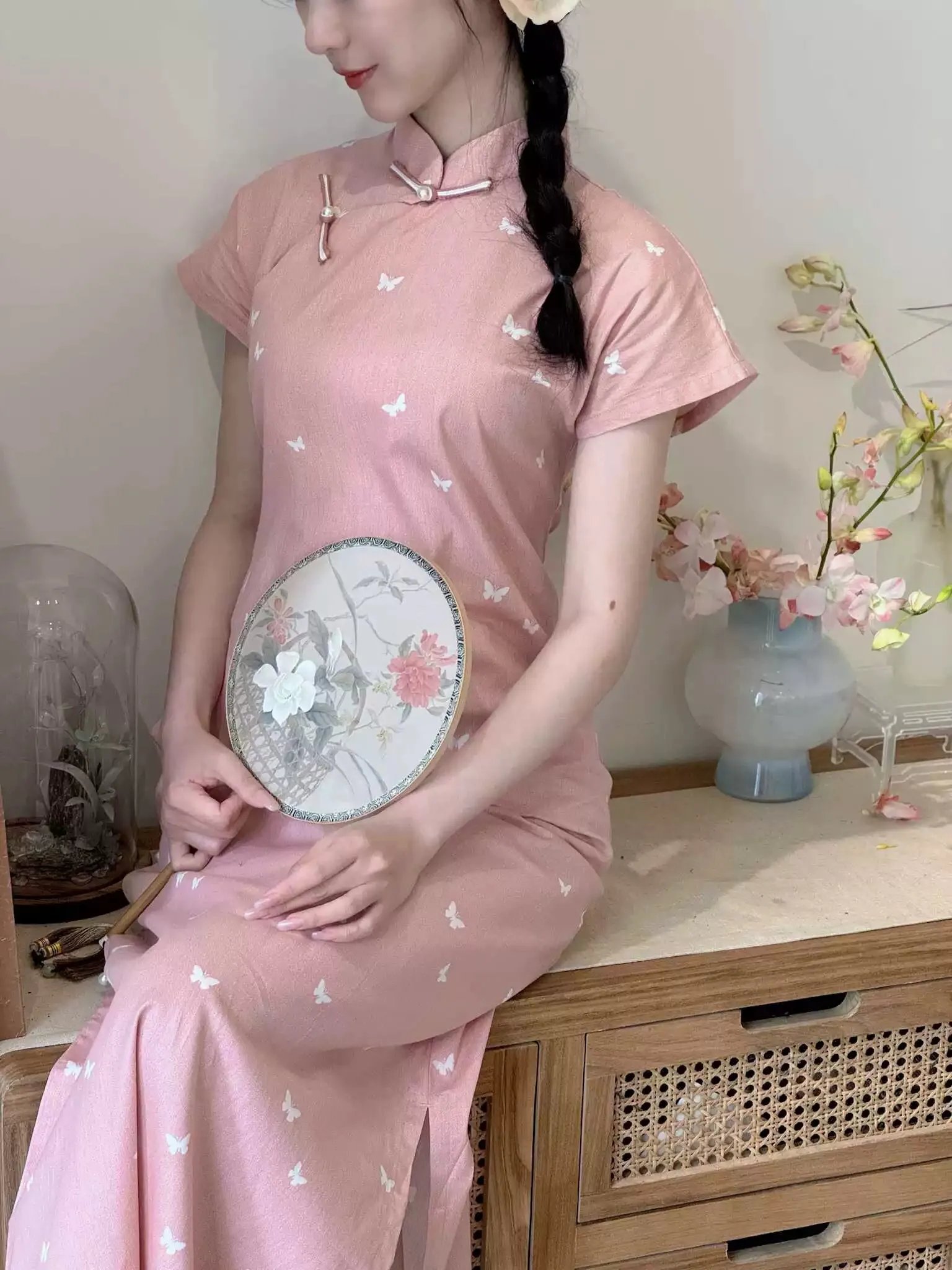 Xiao Jie 小姐 Little Lady Vintage Inspired Butterfly Short Sleeve Qipao